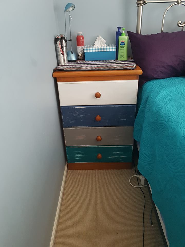 Tracy's Beachy Bedside