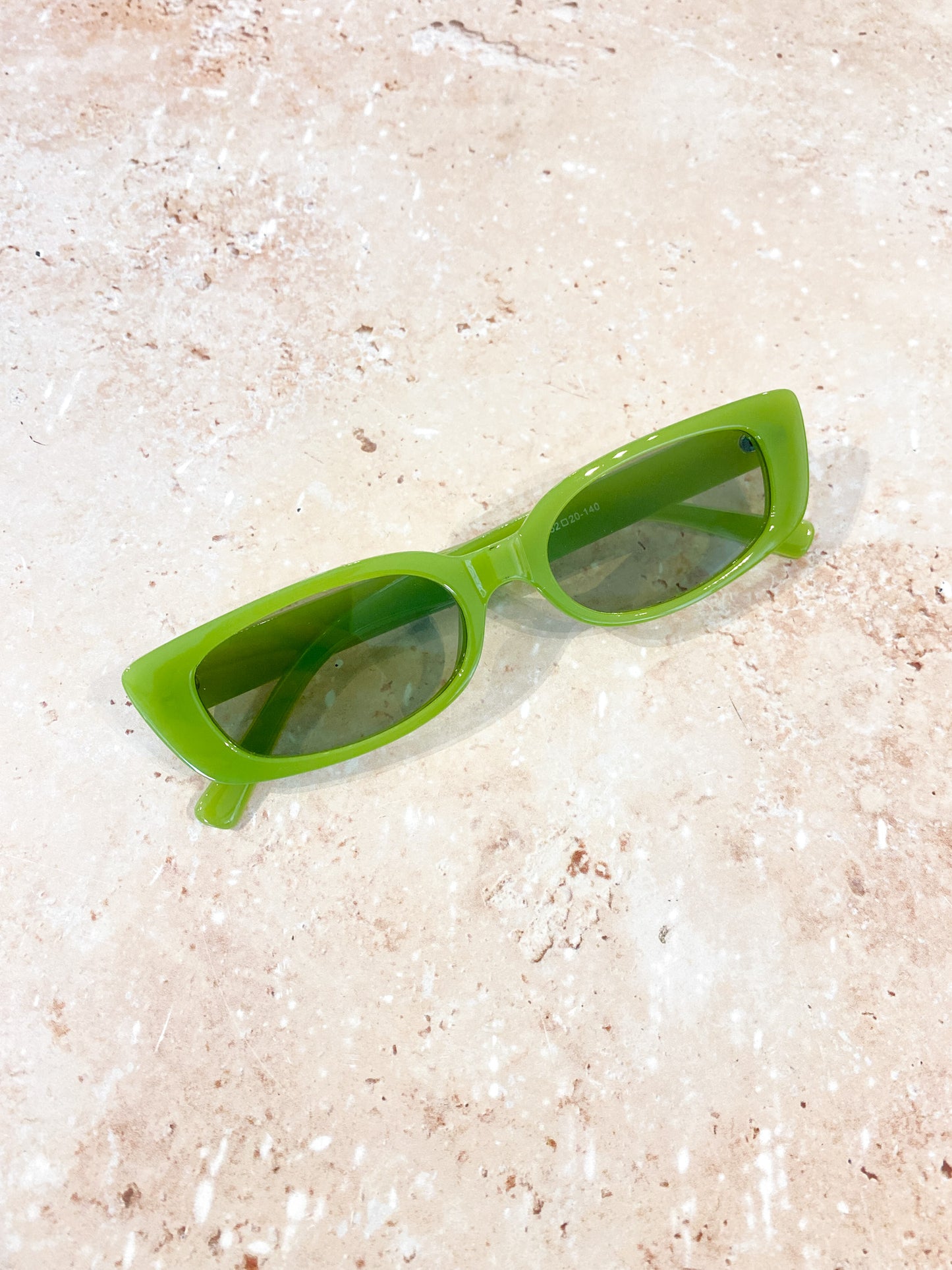 CARRIE SUNGLASSES - GREEN
