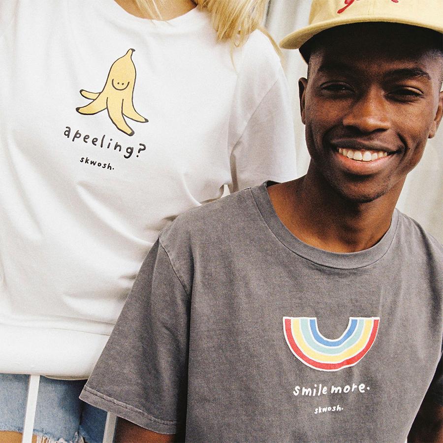 SKWOSH | SMILE MORE GRAPHIC TEE