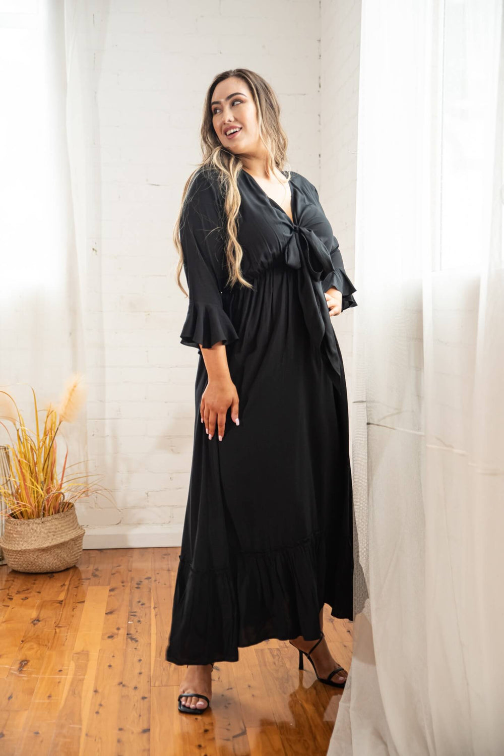 NICOLE TIE FRONT MAXI DRESS IN BLACK | DANI MARIE